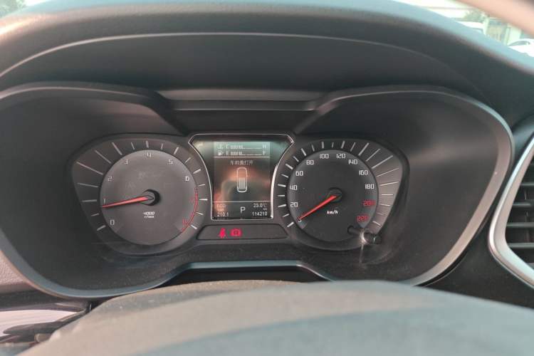 Used GAC Trumpchi GS4 2015 200T G-DCT Elite Edition Instrument Cluster