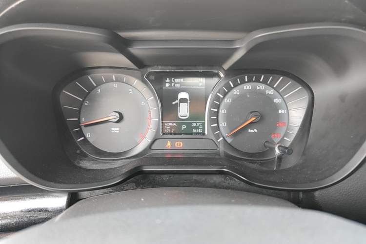 Used GAC Trumpchi GS4 2015 200T G-DCT Elite Edition Instrument Cluster
