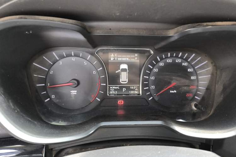 Used GAC Trumpchi GS4 2015 200T G-DCT Luxury Edition Instrument Cluster