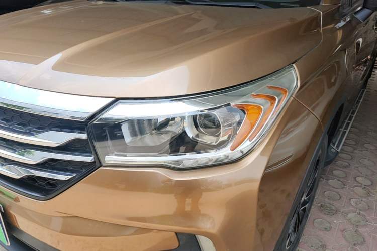 Used GAC Trumpchi GS4 2015 200T Manual Luxury Edition Left Front Headlight