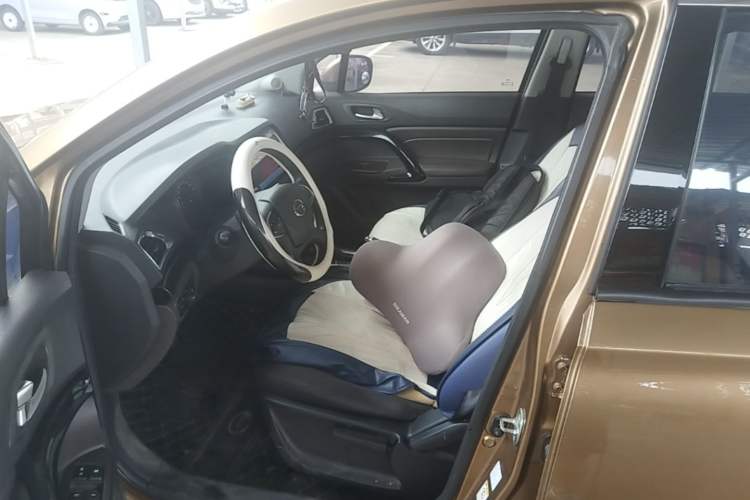Used GAC Trumpchi GS4 2015 200T G-DCT Elite Edition Left Front Seat
