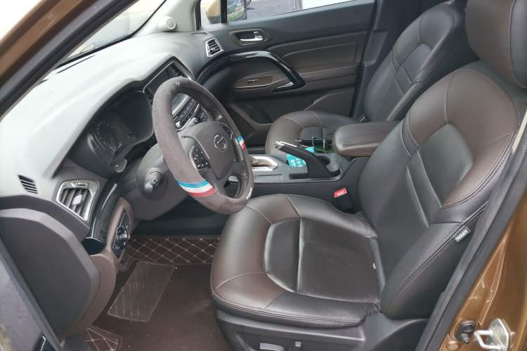 Used GAC Trumpchi GS4 2015 200T G-DCT Elite Edition Left Front Seat