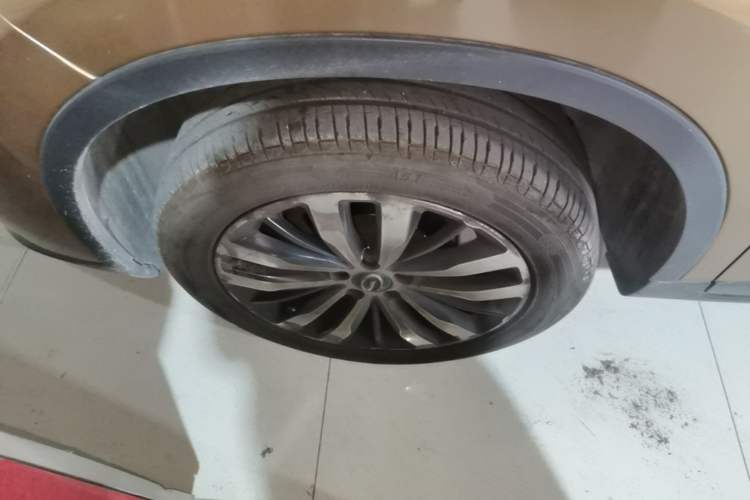 Used GAC Trumpchi GS4 2015 200T G-DCT Luxury Edition Left Front Wheel Hub