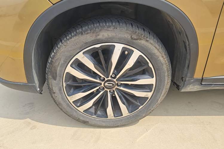 Used GAC Trumpchi GS4 2015 200T G-DCT Luxury Edition Left Front Wheel Hub