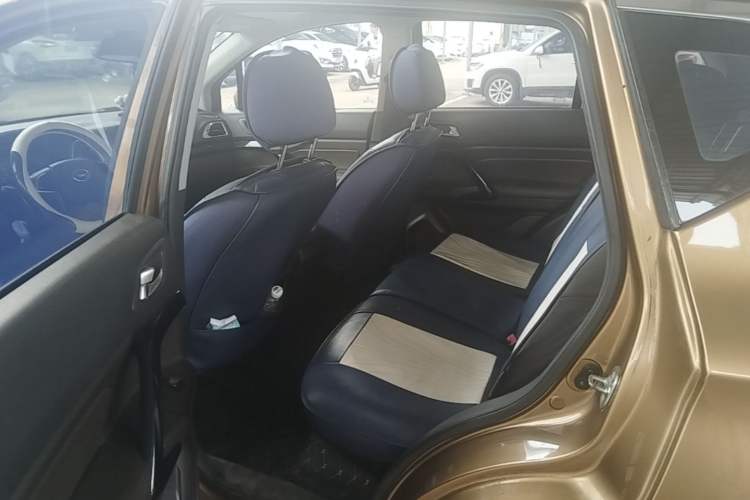 Used GAC Trumpchi GS4 2015 200T G-DCT Elite Edition Left Rear Seat