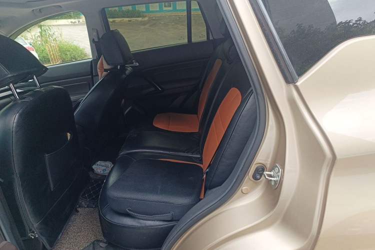 Used GAC Trumpchi GS4 2015 200T G-DCT Luxury Edition Left Rear Seat