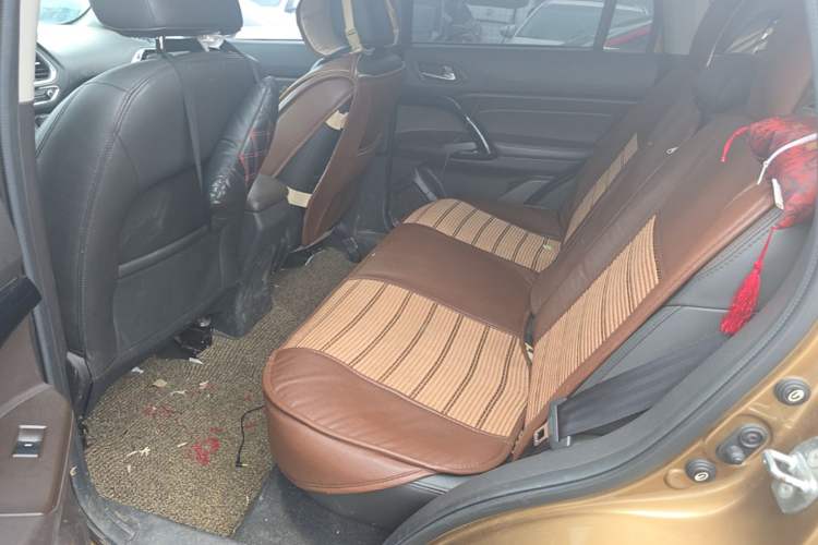 Used GAC Trumpchi GS4 2015 200T Manual Luxury Edition Left Rear Seat