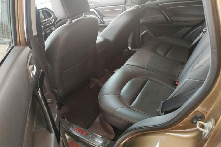 Used GAC Trumpchi GS4 2015 200T Manual Luxury Edition Left Rear Seat
