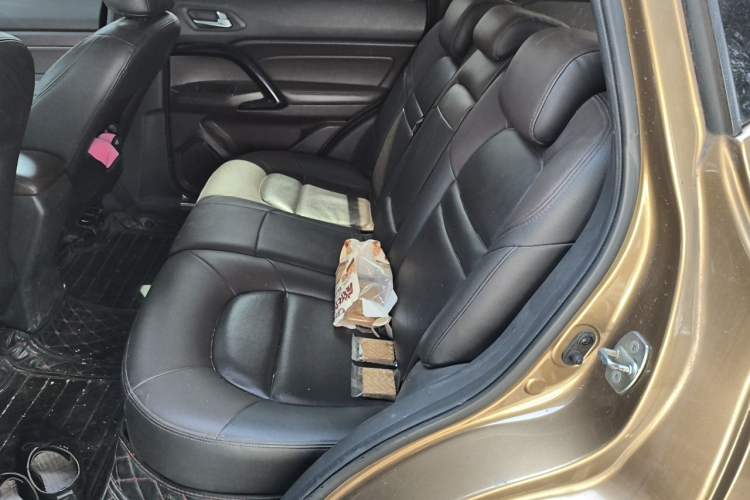 Used GAC Trumpchi GS4 2015 200T G-DCT Luxury Edition Left Rear Seat