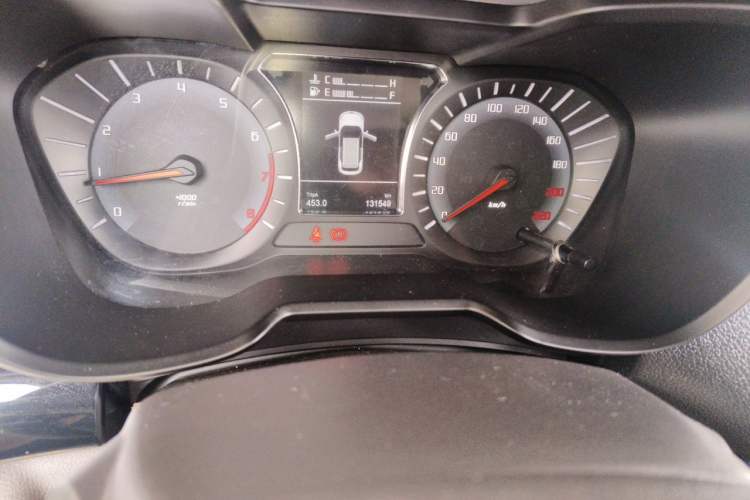 Used GAC Trumpchi GS4 2015 200T Manual Elite Edition Odometer Close Up