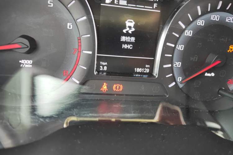 Used GAC Trumpchi GS4 2015 200T Manual Elite Edition Odometer Close Up