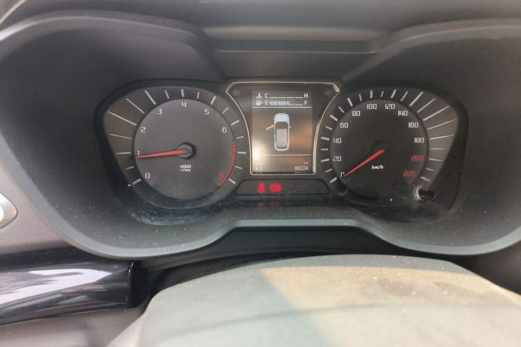 Used GAC Trumpchi GS4 2015 200T Manual Luxury Edition Odometer Close Up