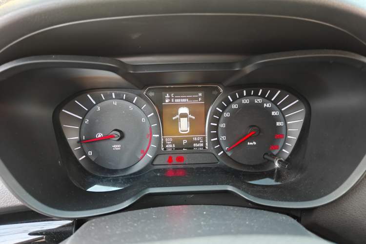Used GAC Trumpchi GS4 2015 200T G-DCT Luxury Edition Odometer Close Up
