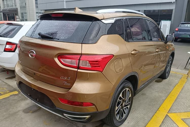 Used GAC Trumpchi GS4 2015 200T G-DCT Elite Edition Rear Right 45 Deg