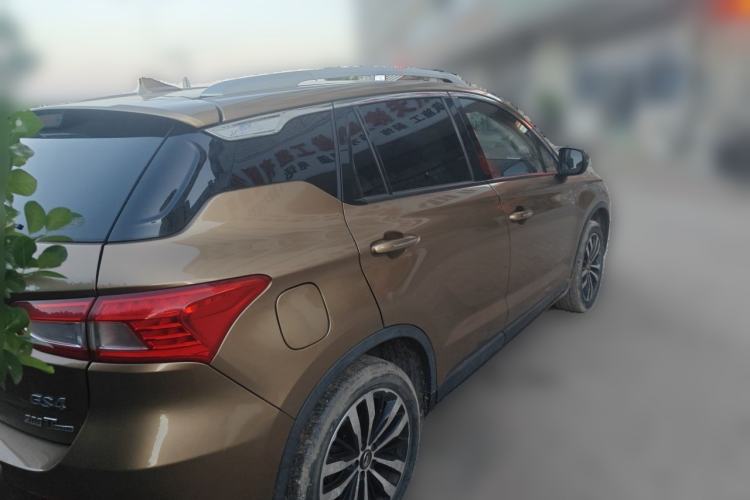 Used GAC Trumpchi GS4 2015 200T G-DCT Luxury Edition Rear Right 45 Deg