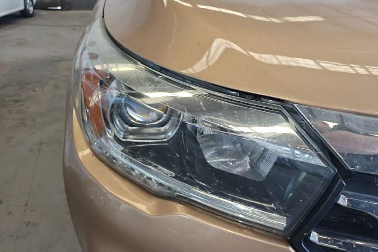 Used GAC Trumpchi GS4 2015 200T Manual Luxury Edition Right Front Headlight