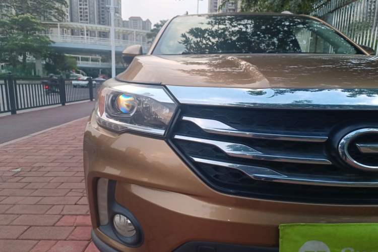 Used GAC Trumpchi GS4 2015 200T Manual Luxury Edition Right Front Headlight