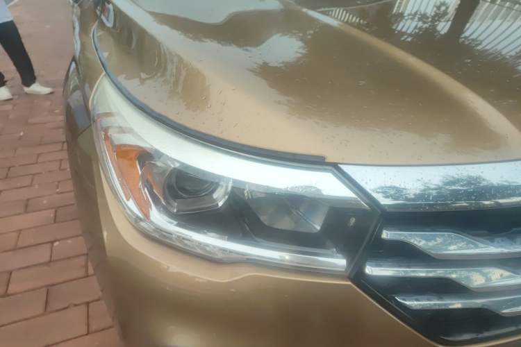 Used GAC Trumpchi GS4 2015 200T Manual Luxury Edition Right Front Headlight