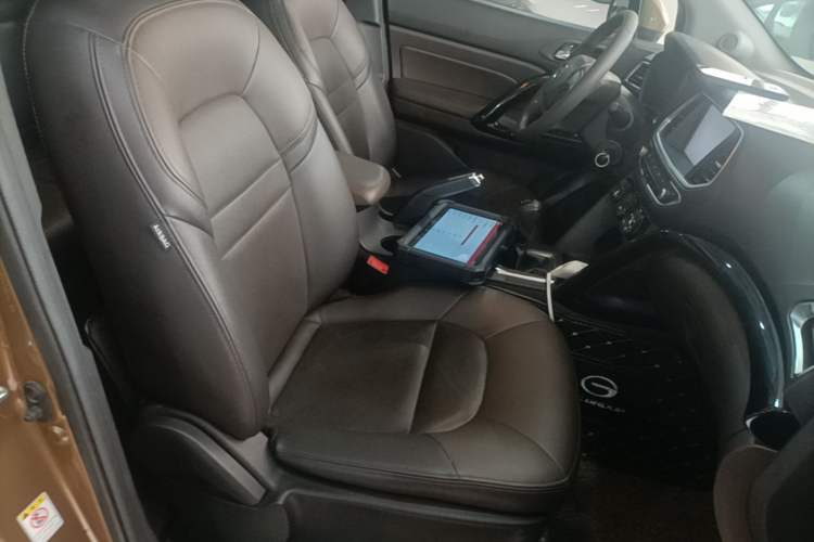Used GAC Trumpchi GS4 2015 200T Manual Luxury Edition Right Front Seat