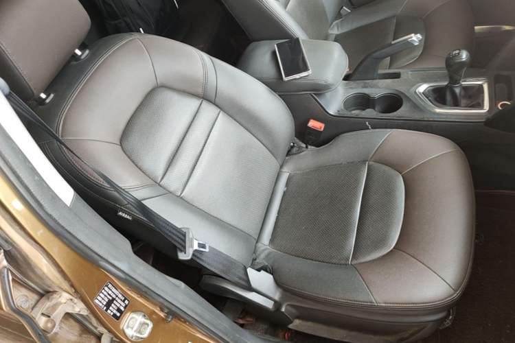 Used GAC Trumpchi GS4 2015 200T Manual Luxury Edition Right Front Seat