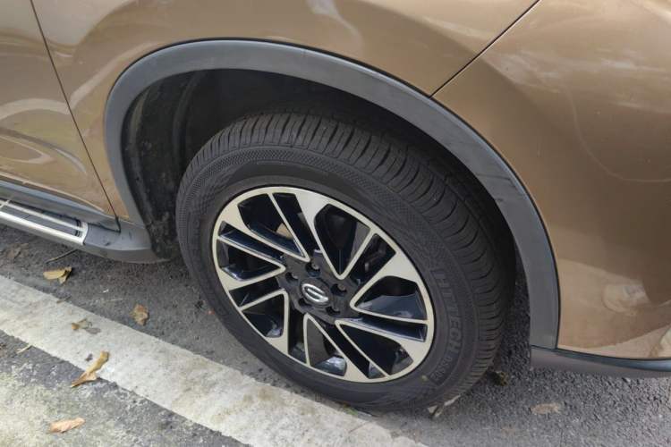 Used GAC Trumpchi GS4 2015 200T Manual Luxury Edition Right Front Wheel Hub