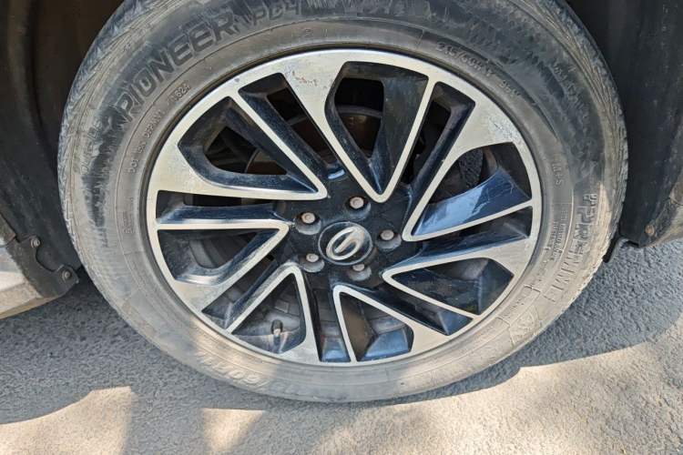 Used GAC Trumpchi GS4 2015 200T G-DCT Elite Edition Right Front Wheel Hub