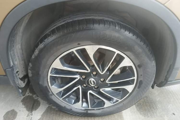 Used GAC Trumpchi GS4 2015 200T G-DCT Elite Edition Right Front Wheel Hub