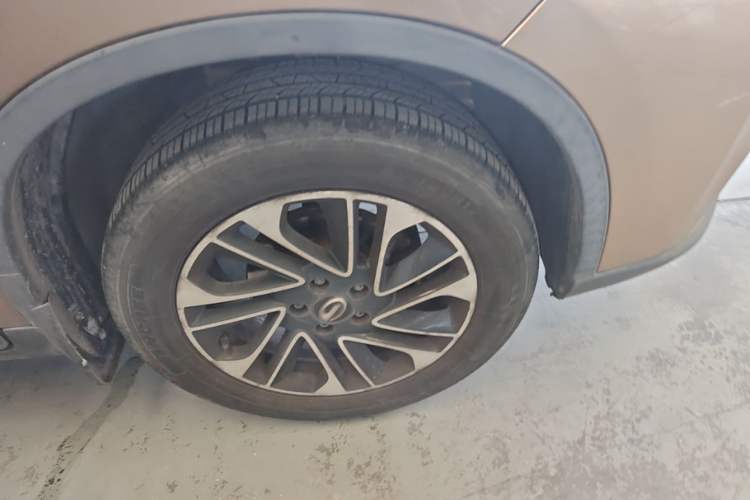 Used GAC Trumpchi GS4 2015 200T Manual Luxury Edition Right Front Wheel Hub