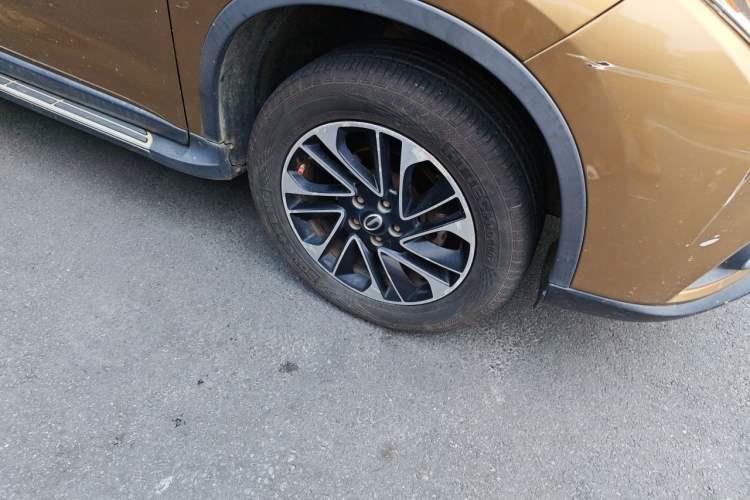 Used GAC Trumpchi GS4 2015 200T Manual Elite Edition Right Front Wheel Hub