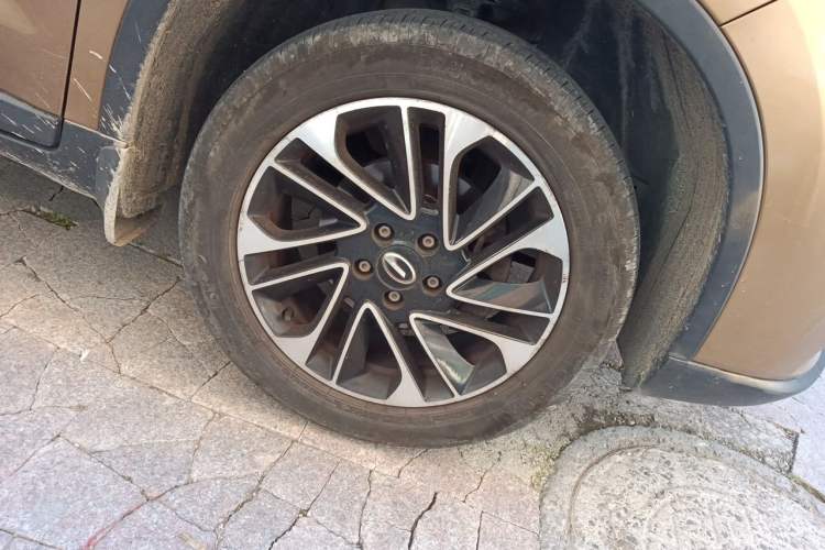 Used GAC Trumpchi GS4 2015 200T G-DCT Luxury Edition Right Front Wheel Hub