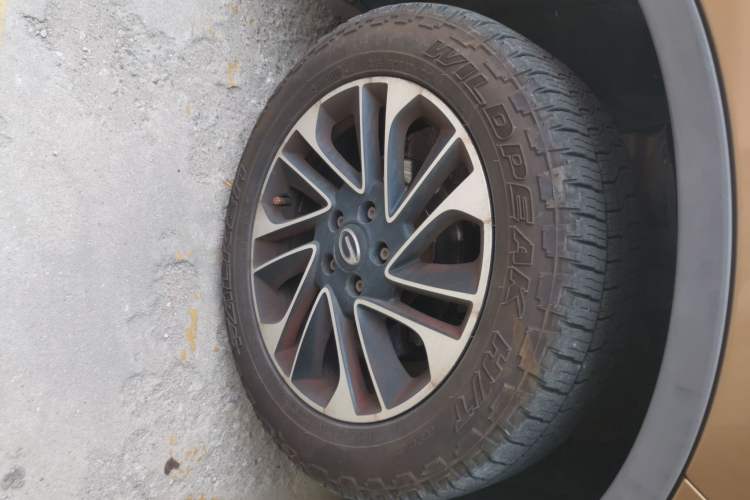 Used GAC Trumpchi GS4 2015 200T Manual Elite Edition Right Front Wheel Hub