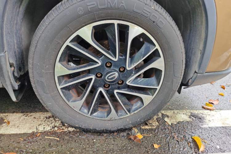 Used GAC Trumpchi GS4 2015 200T Manual Elite Edition Right Front Wheel Hub
