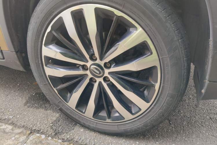 Used GAC Trumpchi GS4 2015 200T G-DCT Luxury Edition Right Front Wheel Hub