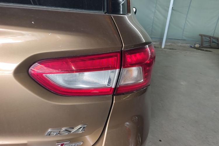 Used GAC Trumpchi GS4 2015 200T G-DCT Elite Edition Right Rear Taillight