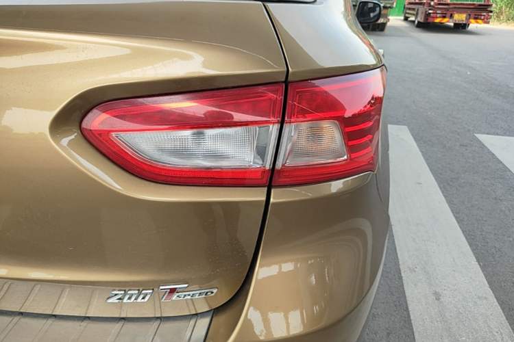 Used GAC Trumpchi GS4 2015 200T G-DCT Elite Edition Right Rear Taillight