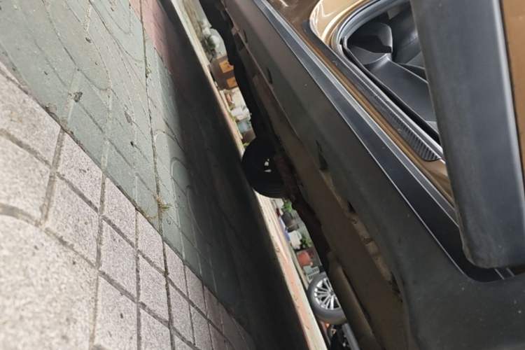 Used GAC Trumpchi GS4 2015 200T G-DCT Luxury Edition Right Side Sill
