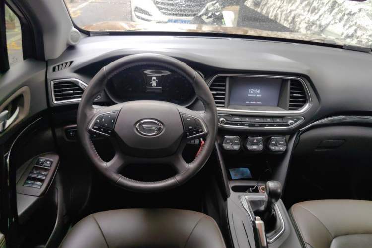Used GAC Trumpchi GS4 2015 200T Manual Luxury Edition Steering Wheel