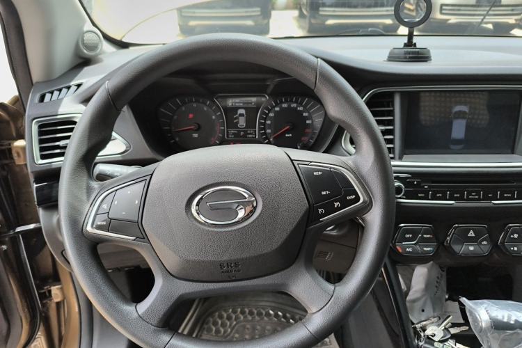 Used GAC Trumpchi GS4 2015 200T G-DCT Elite Edition Steering Wheel