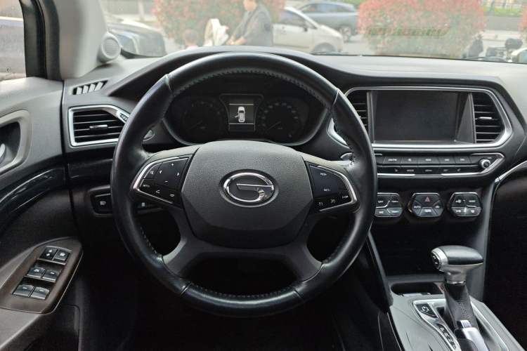 Used GAC Trumpchi GS4 2015 200T G-DCT Prestige Edition Steering Wheel
