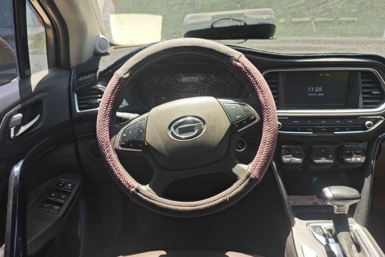 Used GAC Trumpchi GS4 2015 200T G-DCT Luxury Edition Steering Wheel