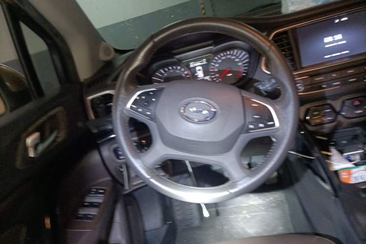 Used GAC Trumpchi GS4 2015 200T G-DCT Luxury Edition Steering Wheel
