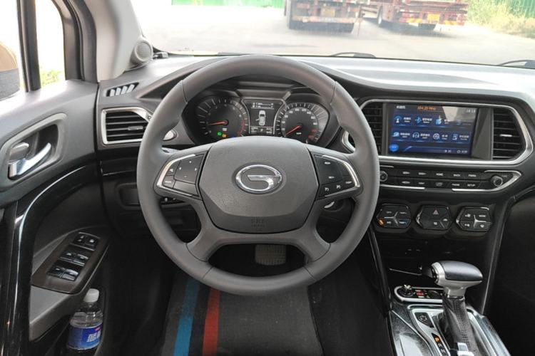 Used GAC Trumpchi GS4 2015 200T G-DCT Elite Edition Steering Wheel