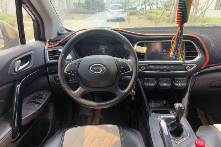 Used GAC Trumpchi GS4 2015 200T Manual Luxury Edition Steering Wheel