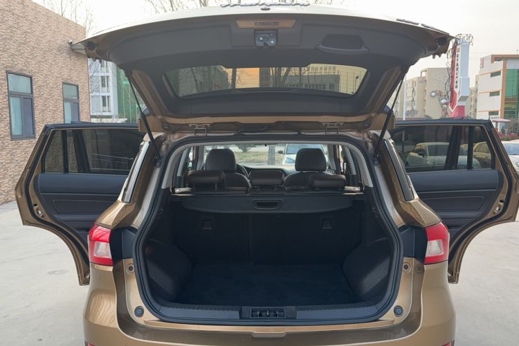 Used GAC Trumpchi GS4 2015 200T G-DCT Luxury Edition Trunk