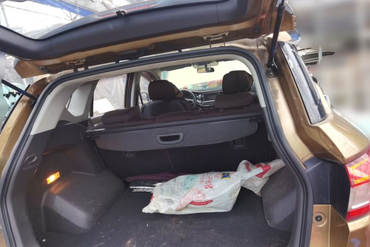 Used GAC Trumpchi GS4 2015 200T G-DCT Comfort Edition Trunk