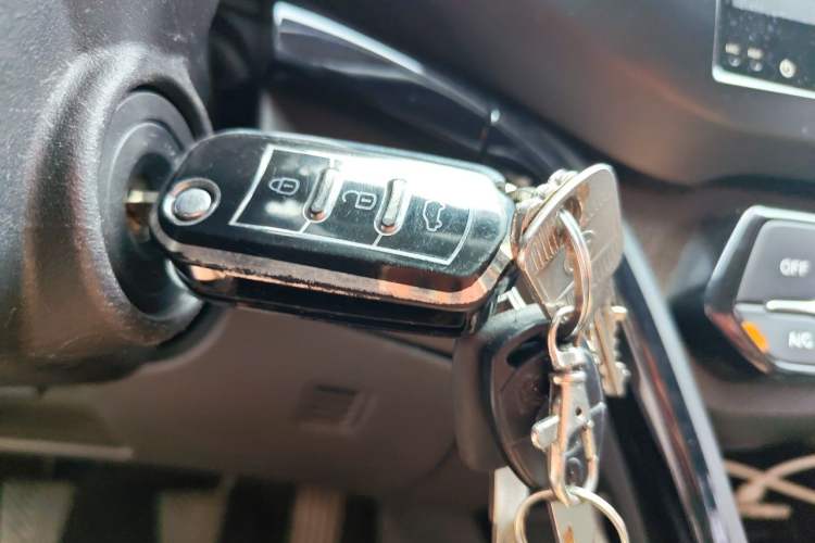 Used GAC Trumpchi GS4 2015 200T Manual Elite Edition Vehicle Key
