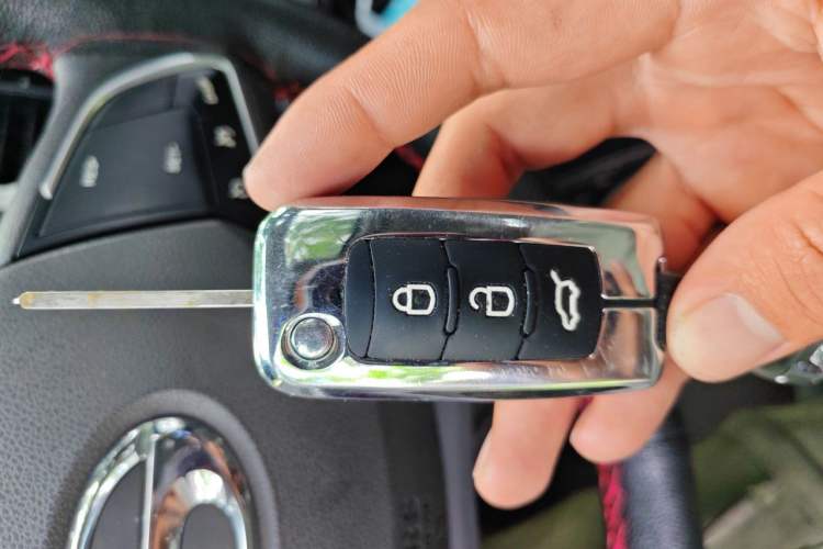 Used GAC Trumpchi GS4 2015 200T Manual Elite Edition Vehicle Key