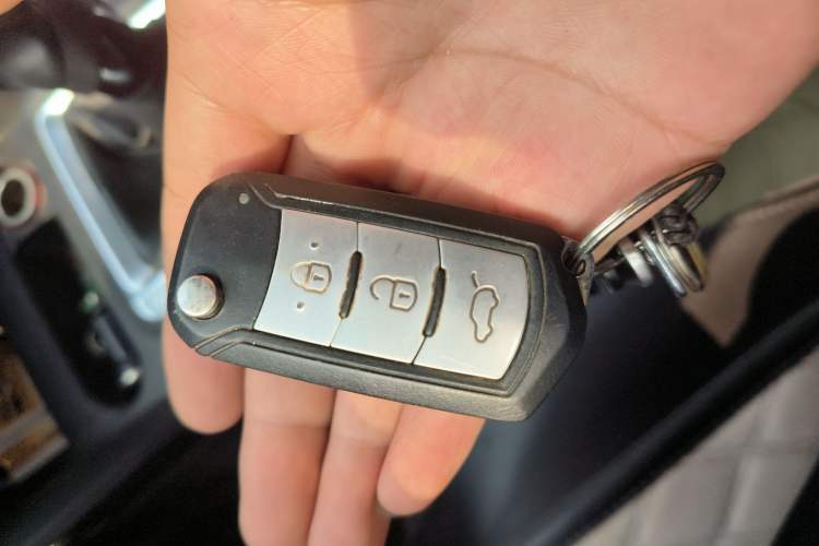 Used GAC Trumpchi GS4 2015 200T Manual Luxury Edition Vehicle Key