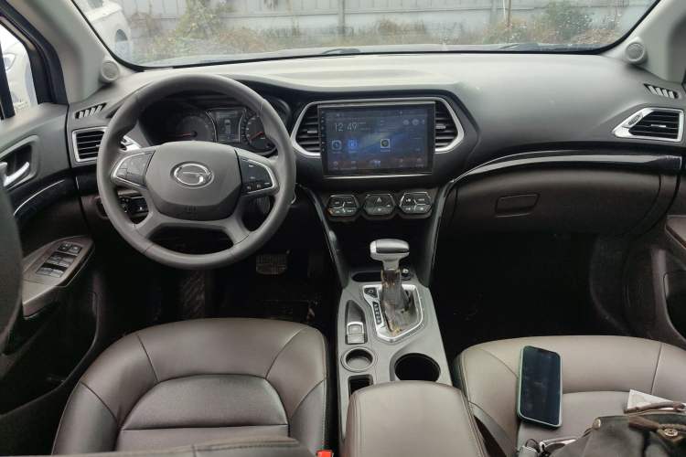 Used GAC Trumpchi GS4 2016 235T G-DCT Elite Edition Center Console