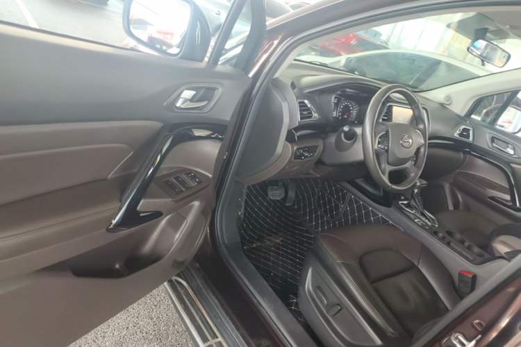 Used GAC Trumpchi GS4 2016 235T G-DCT Luxury Edition Driver Seat